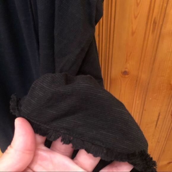 Women’s Peek-a-Boo Top size 1X - Picture 9 of 13